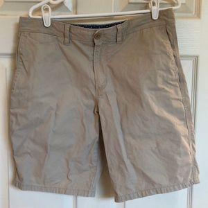 Banana Republic Aiden Short